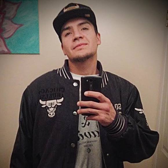 Meet your Posher, Stephen - Picture 1 of 1